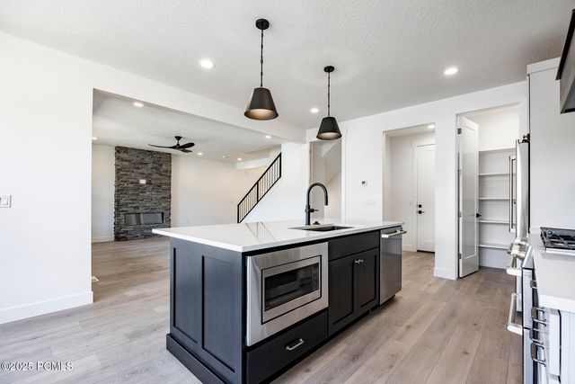 428 W Ascent Drive, Hideout, UT 84036