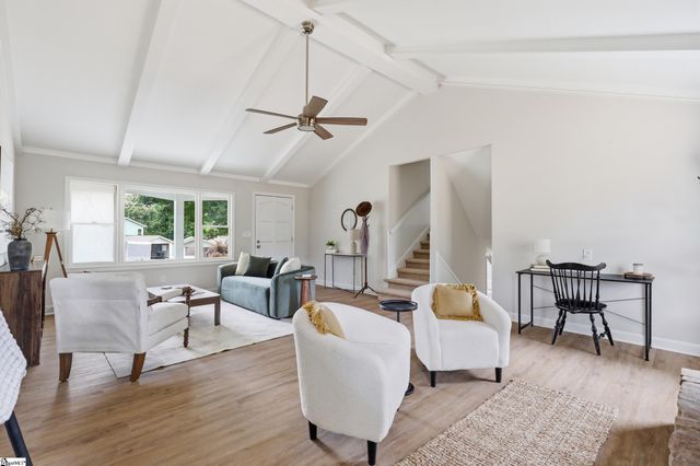 401 Clarendon Drive, Easley, SC 29642