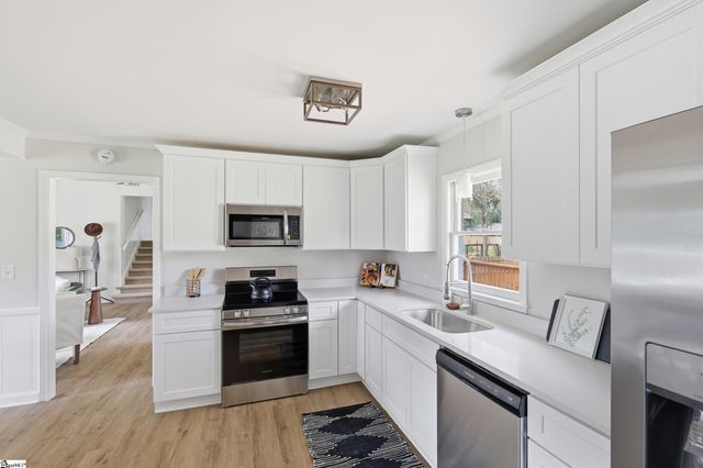 401 Clarendon Drive, Easley, SC 29642