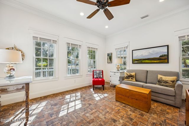 1102 LADIES Street, Fernandina Beach, FL 32034