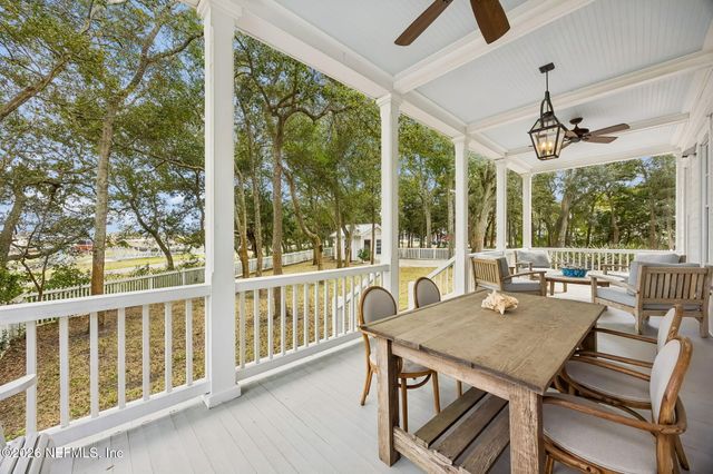 1102 LADIES Street, Fernandina Beach, FL 32034