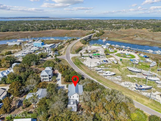 1102 LADIES Street, Fernandina Beach, FL 32034