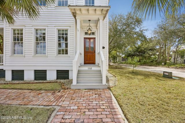 1102 LADIES Street, Fernandina Beach, FL 32034