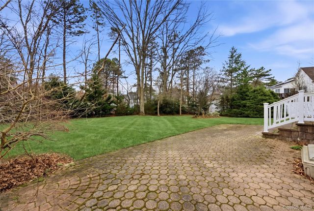 33 Timber Ridge Drive, Coram, NY 11727