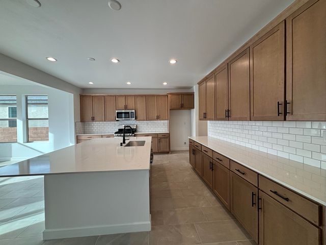 1918 Houser Avenue SE, Albuquerque, NM 87106