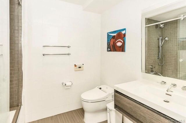 39-16 Prince Street 8E, Flushing, NY 11354