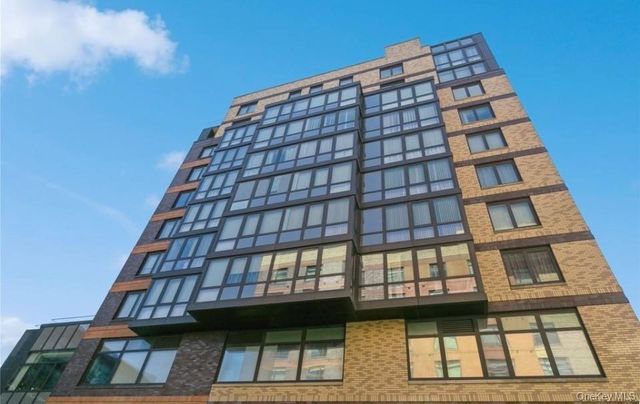 39-16 Prince Street 8E, Flushing, NY 11354