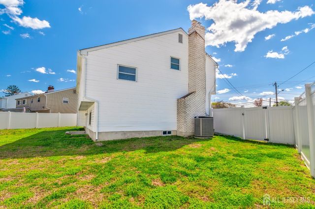 501 E Franklin Avenue, Burlington City, NJ 08010