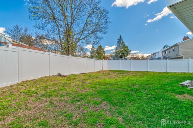 501 E Franklin Avenue, Burlington City, NJ 08010