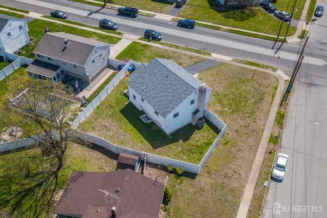 501 E Franklin Avenue, Burlington City, NJ 08010