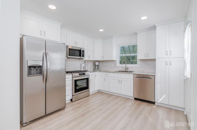 501 E Franklin Avenue, Burlington City, NJ 08010