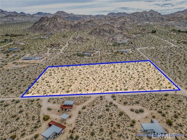 130 Hollinger, Joshua Tree, CA 92252
