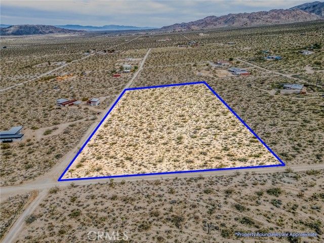 130 Hollinger, Joshua Tree, CA 92252