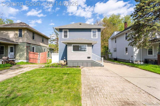 92 Eldredge Street, Mt. Clemens, MI 48043