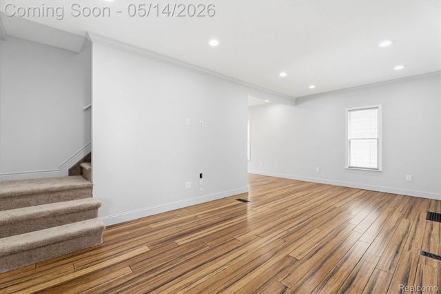 92 Eldredge Street, Mt. Clemens, MI 48043