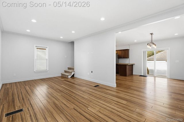 92 Eldredge Street, Mt. Clemens, MI 48043