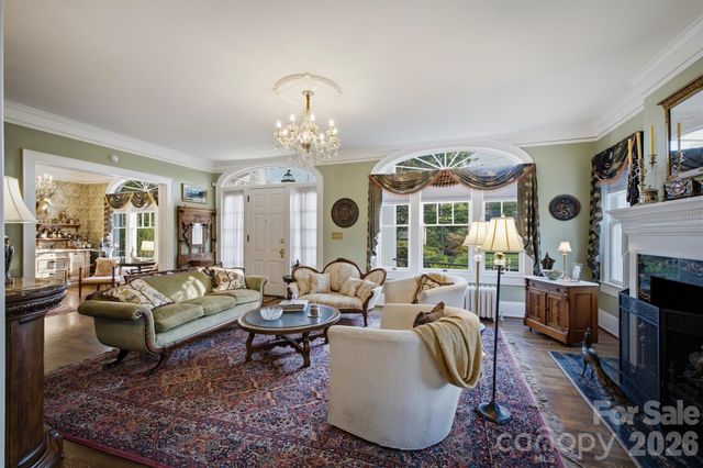 501 Norwood Street SW, Lenoir, NC 28645