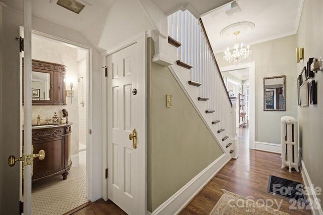 501 Norwood Street SW, Lenoir, NC 28645
