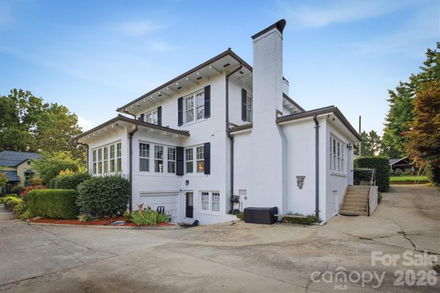 501 Norwood Street SW, Lenoir, NC 28645