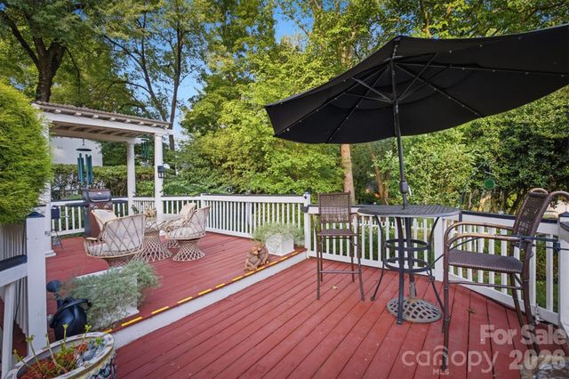 501 Norwood Street SW, Lenoir, NC 28645
