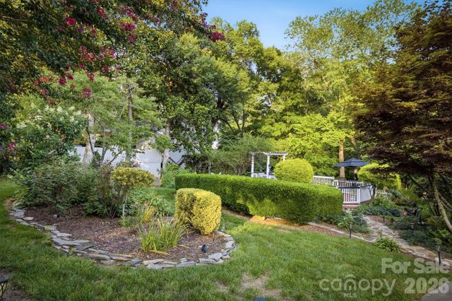 501 Norwood Street SW, Lenoir, NC 28645