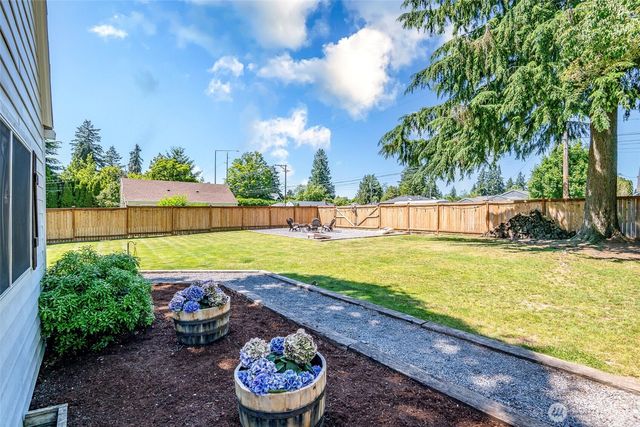 402 96th Street S, Tacoma, WA 98444