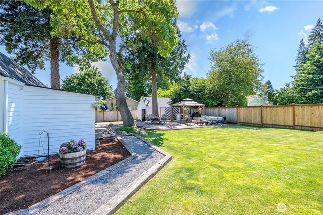 402 96th Street S, Tacoma, WA 98444