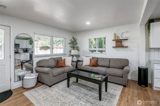 402 96th Street S, Tacoma, WA 98444
