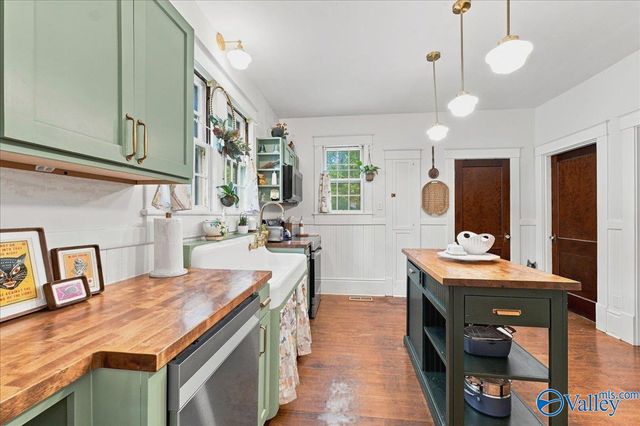 502 1st Street, Athens, AL 35611