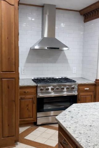 913 Holley Lake Road, Aiken, SC 29803