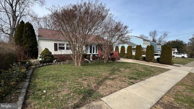 215 CORNELL AVE, Stratford, NJ 08084