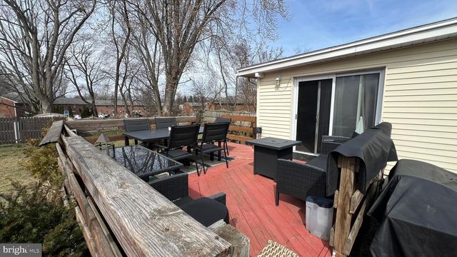 215 CORNELL AVE, Stratford, NJ 08084