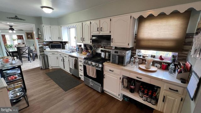 215 CORNELL AVE, Stratford, NJ 08084