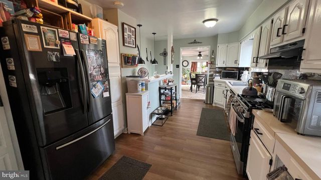 215 CORNELL AVE, Stratford, NJ 08084