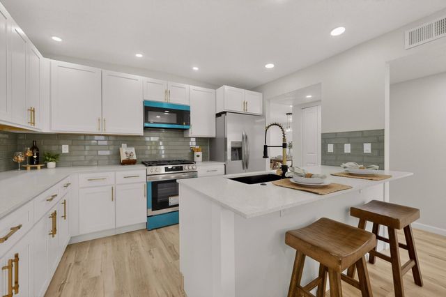 4300 Brand Avenue NE, Albuquerque, NM 87109
