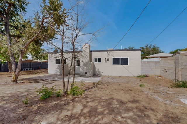 4300 Brand Avenue NE, Albuquerque, NM 87109