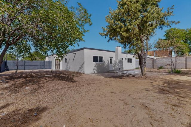 4300 Brand Avenue NE, Albuquerque, NM 87109
