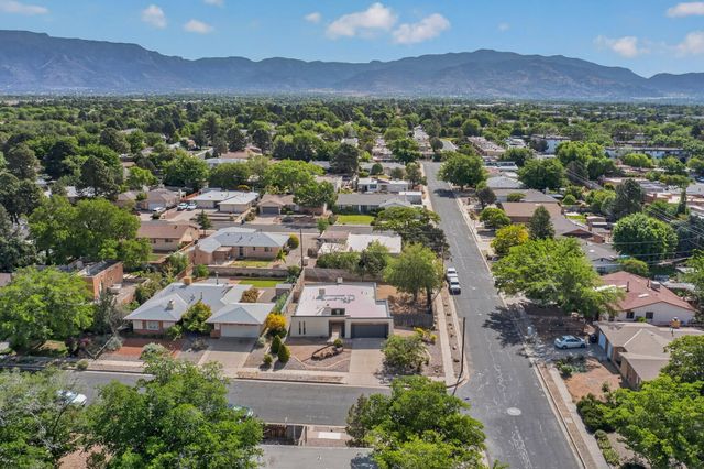 4300 Brand Avenue NE, Albuquerque, NM 87109