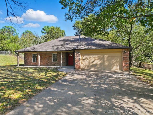 8375 Wright Place, Broken Arrow, OK 74014