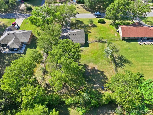 8375 Wright Place, Broken Arrow, OK 74014