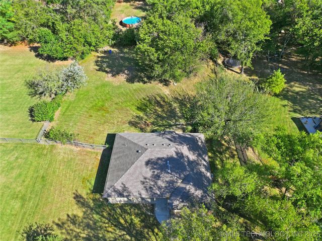 8375 Wright Place, Broken Arrow, OK 74014