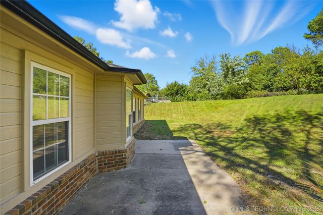8375 Wright Place, Broken Arrow, OK 74014