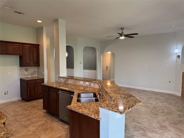 150 Saint Richie LN, Austin, TX 78737