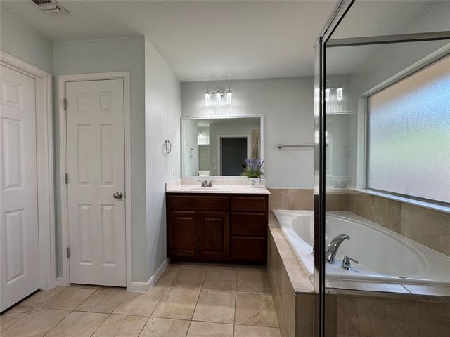 150 Saint Richie LN, Austin, TX 78737
