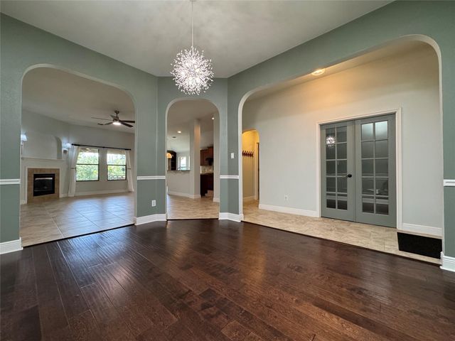 150 Saint Richie LN, Austin, TX 78737