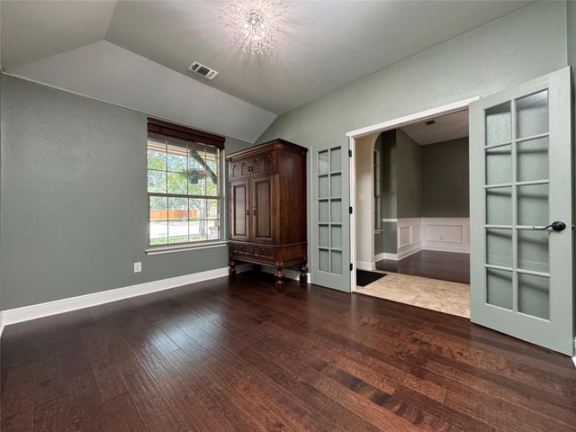 150 Saint Richie LN, Austin, TX 78737