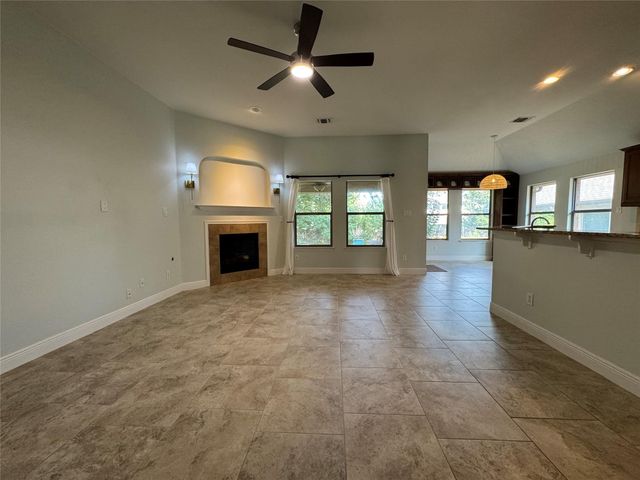150 Saint Richie LN, Austin, TX 78737