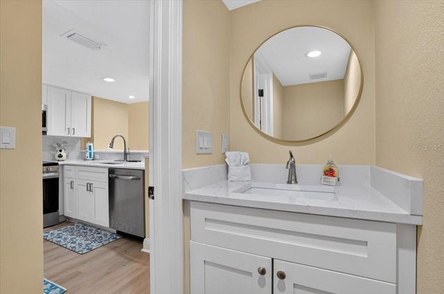 1007 GULF DRIVE N 217, Bradenton Beach, FL 34217
