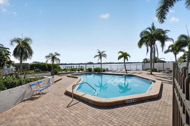 1007 GULF DRIVE N 217, Bradenton Beach, FL 34217
