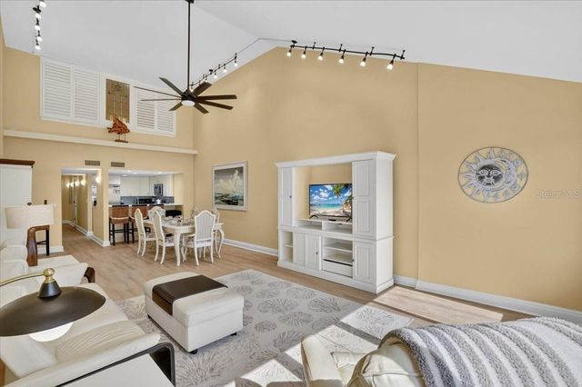 1007 GULF DRIVE N 217, Bradenton Beach, FL 34217